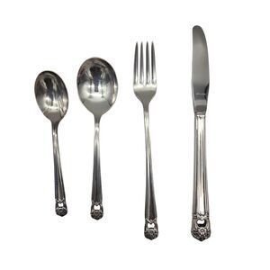 1847 Rogers Bros Eternally Yours Silverplate 4 Piece Place Setting Pierced